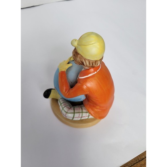 Vintage Lefton China Collectables 4.5" Clown Holding Ball Hand Painted 02355 - Picture 4 of 8